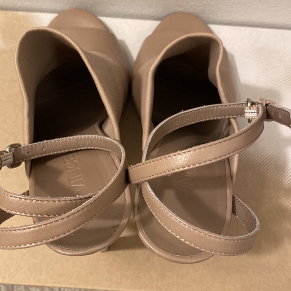 Vince. Vero Cuoio Strappy Heels - Picture 4 of 6